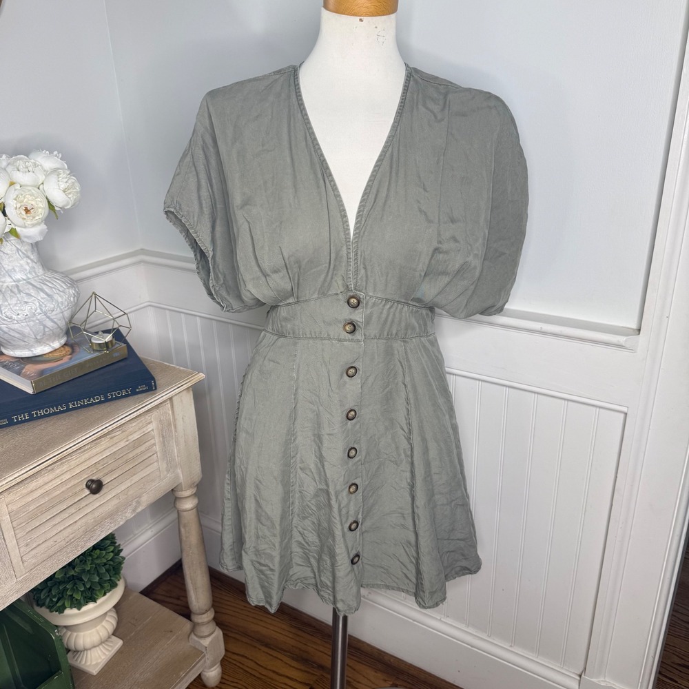 Quince Sage Green 100% Tencel Lyocell Button Front Tie Back Mini Dress SCP001